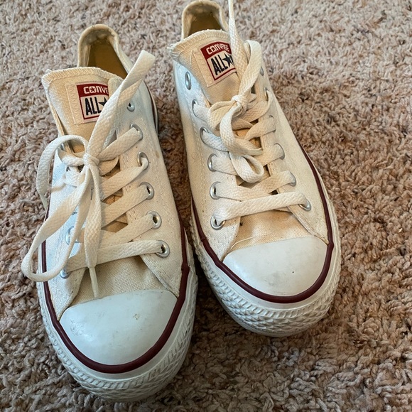 Converse - Picture 2 of 6